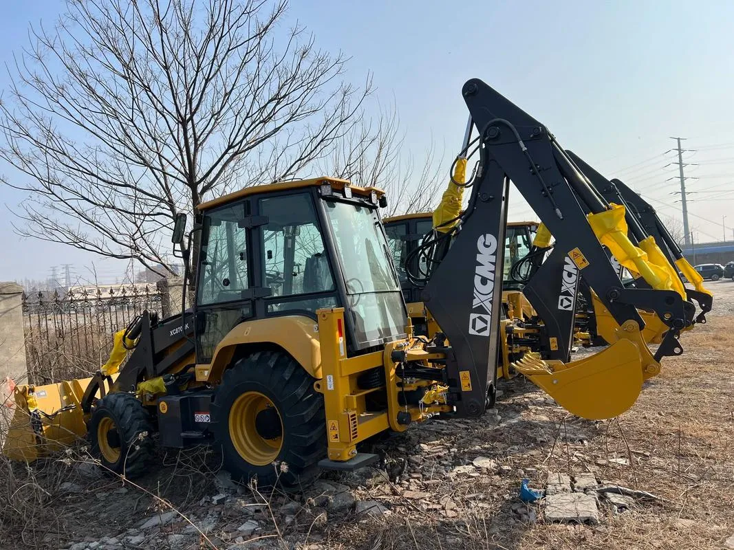 لودر حفار XCMG XC870HK مستعمل1