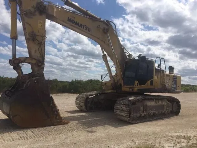 الحفارة الكبيرة المستعملة KOMATSU PC650LC-82