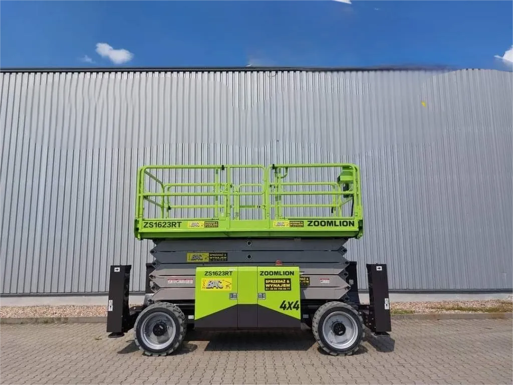 رافعة مقصية مستعملة ZOOMLION ZS1623RT للطرق الوعرة1