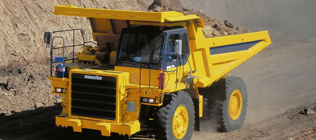 شاحنة قلابة صلبة KOMATSU HD325-7R مستعملة