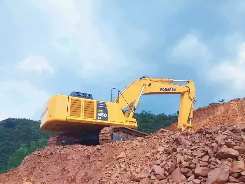 الحفارة الكبيرة المستعملة KOMATSU PC650LC-80