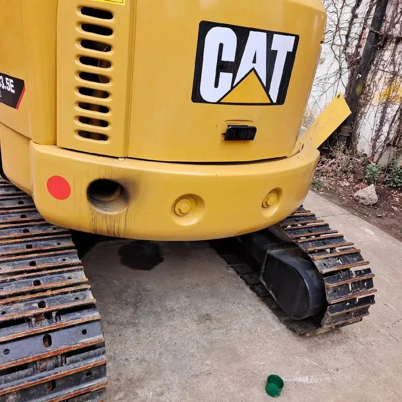 حفارة صغيرة مستعملة CAT 303.5 CR7