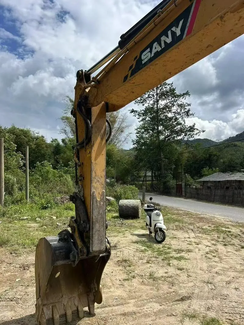 حفارة صغيرة مستعملة SANY SY95C0