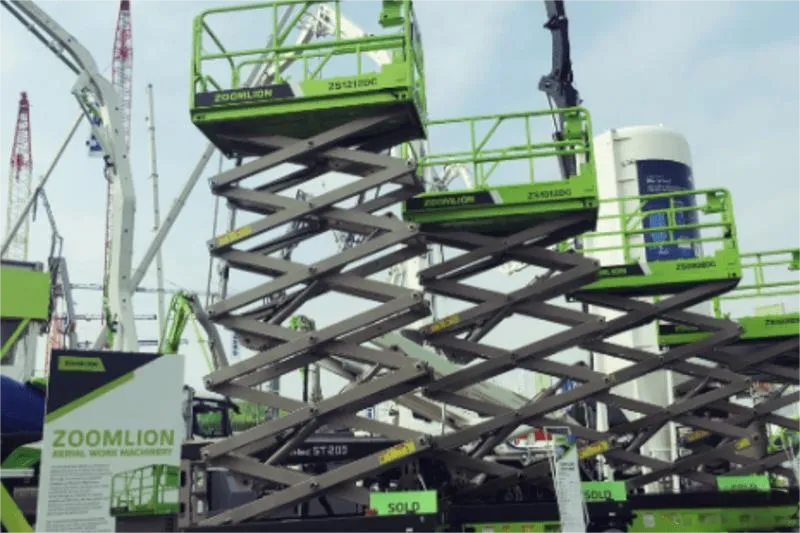 رافعة مقصية ZOOMLION ZS1212DC مستعملة
