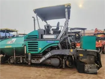 ماكينة رصف الأسفلت Vögele Super 2100-2 مستعملة