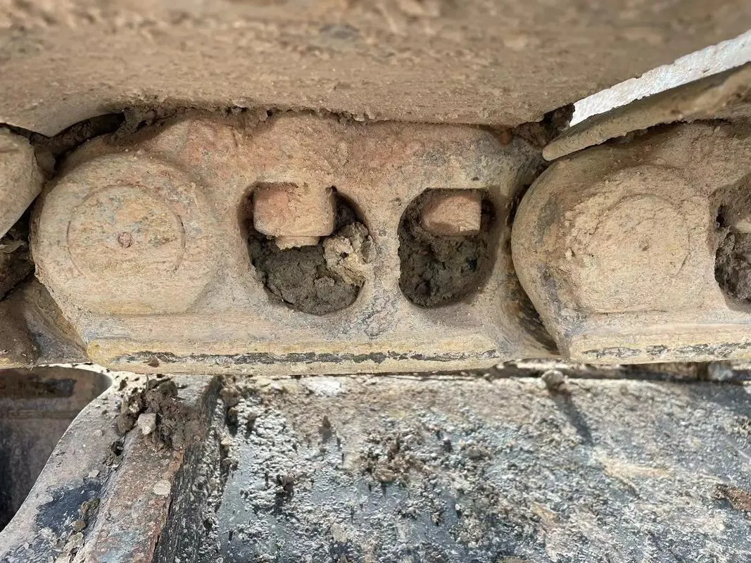 الحفارة المتوسطة المستعملة CAT 330GC1