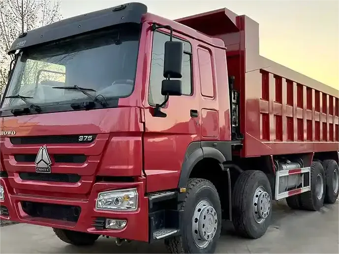 شاحنة قلابة مستعملة ساينو تراك HOWO 8x42