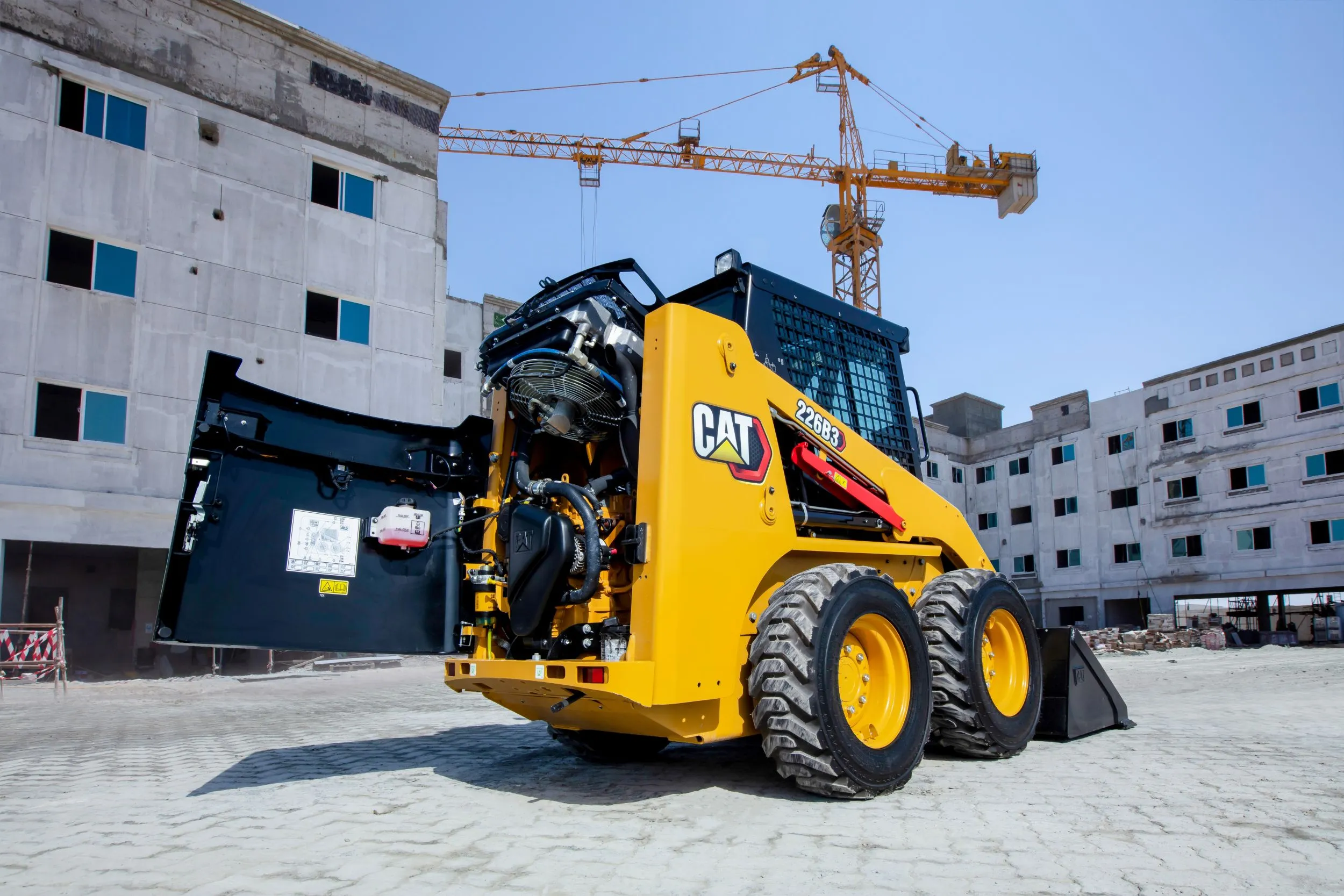 جرافة انزلاقية التوجيه مستعملة CAT 226B3 Series 21