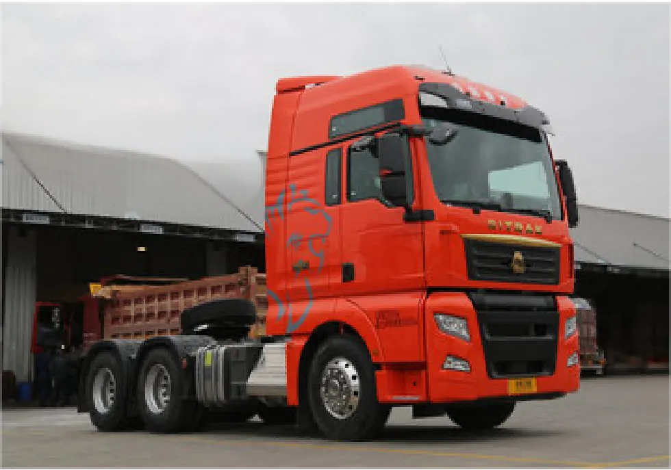 مستعملة SINOTRUK SITRAK 6x4 نصف مقطورة جرار2