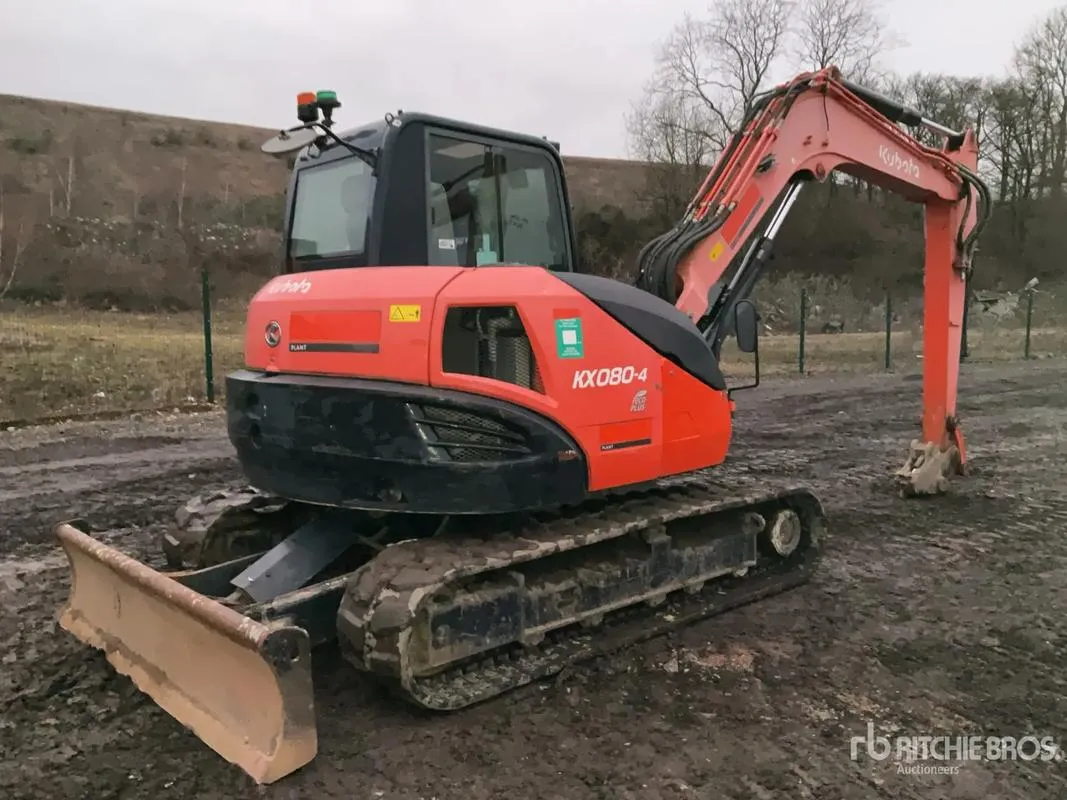 الحفارة الصغيرة المستعملة KUBOTA KX080-51